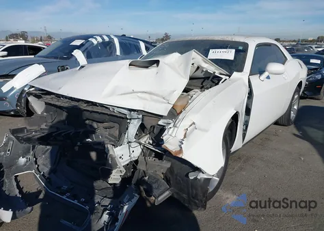 2020 Dodge Challenger Sxt из США, поврежденный, VIN 2C3CDZAG2LH243671